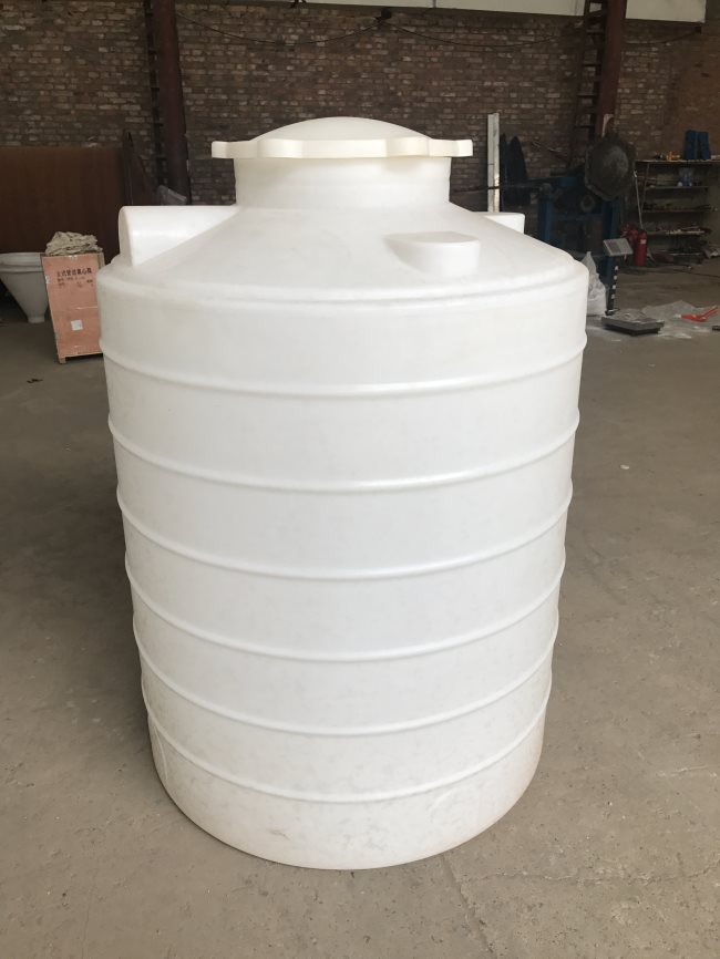 1T平底塑料（liào）水（shuǐ）箱